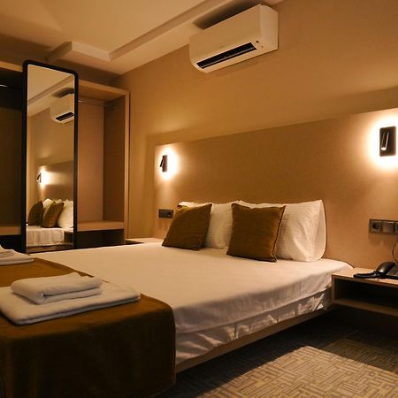 Bonnie City Hotel Antalya Kültér fotó