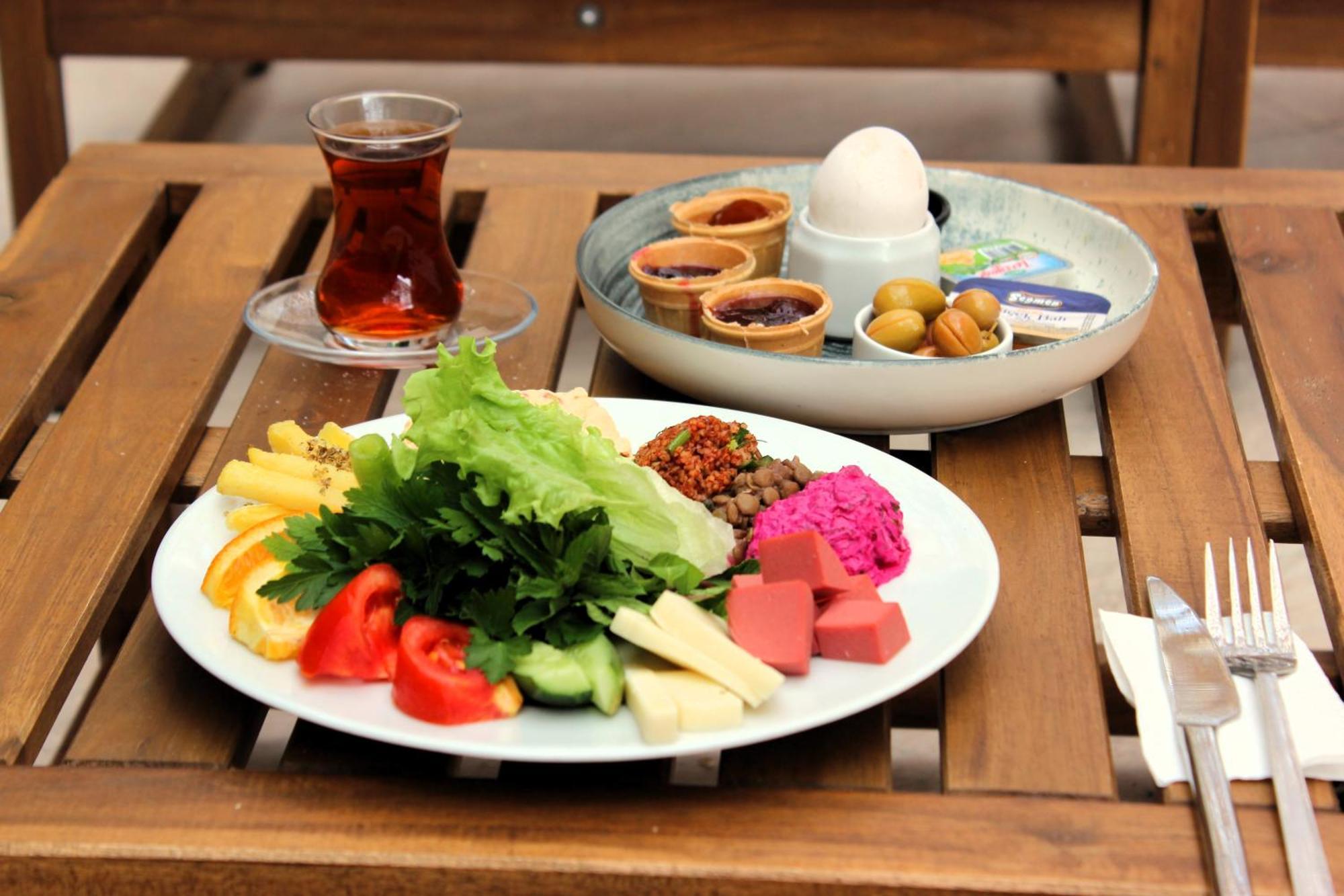 Bonnie City Hotel Antalya Kültér fotó